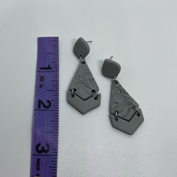 NWT Handmade Clay Earrings - Picture 6 of 9